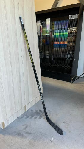 New Senior 75 Flex CCM LEFT Handed Custom Curve Pro Stock Tacks AS-VI PRO Hockey Stick SHEARY NHL