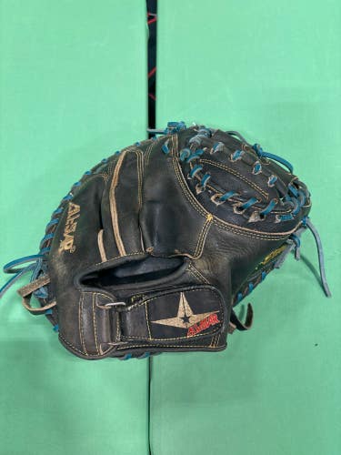 Used Adult All Star CM3000SBK Right Hand Throw Catcher's Glove 33.5"