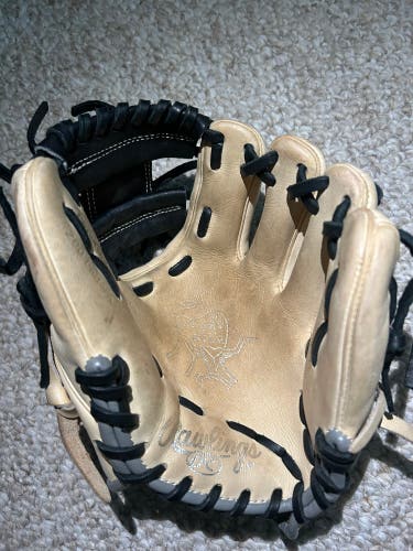 Used  Right Hand Throw 9.5" Heart of the Hide Baseball Glove
