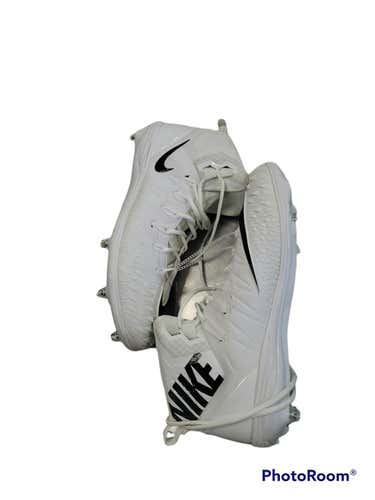 Used Nike Force Savage Senior 17 Football Cleats