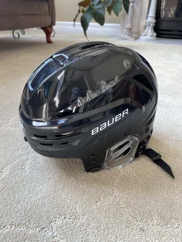 Bauer Reakt 85 hockey helmet
