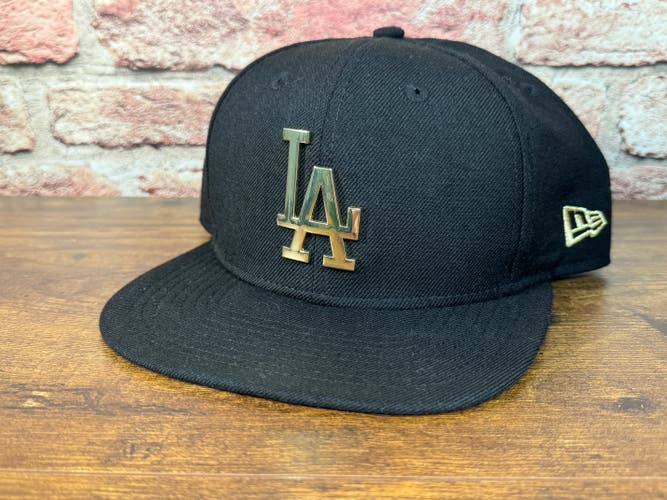 Los Angeles Dodgers MLB BASEBALL METAL BADGE NEW ERA 9FIFTY Snapback Cap Hat!