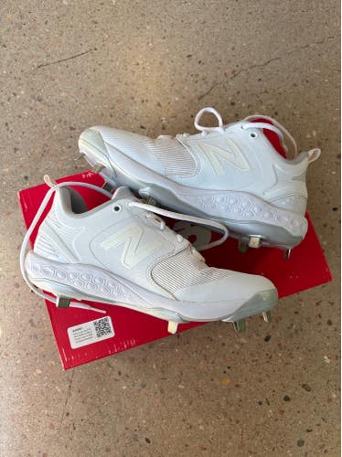 Worn once Size 8.0 New Balance Men's Fresh Foam X 3000 V6 Metal Baseball Cleats