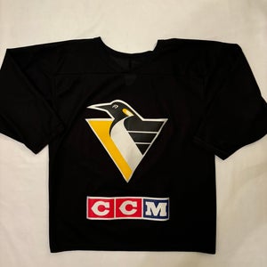 Vintage 90s CCM Air-Knit Pittsburgh Penguins Black Jersey Men's Medium