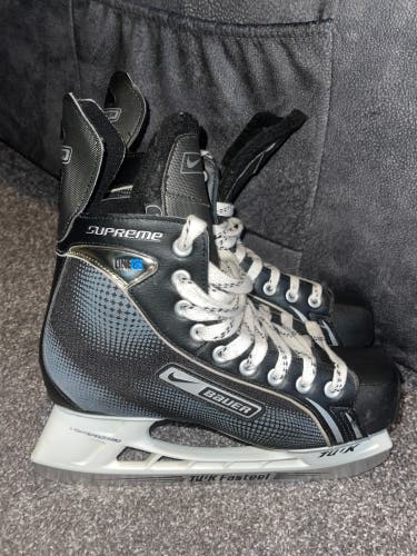 Nike Bauer Supreme One 05 Ice Hockey Skates Mens Size 8.5 7R Adult Used Pre Owned.
