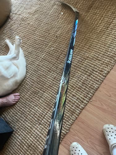 New Junior Bauer Right Handed P92 Proto-R Hockey Stick