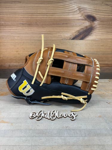 Wilson 12.75" A2000 1799 Baseball Glove