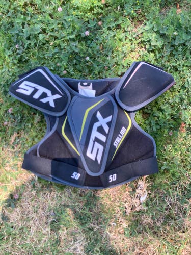 Used Small Youth STX Stallion 50 Shoulder Pads