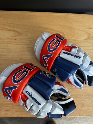 Used  Eagle 13"  Aero Custom Pro Gloves
