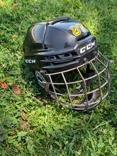 Black Used Medium CCM Tacks 910 Helmet