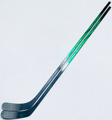 2 Pack Custom Green Tyler Seguin Bauer Vapor Hyperlite 2 (ADV Build) Hockey Sticks-RH-P92