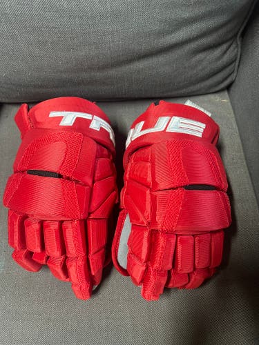 True Pro Return Fabbri Player Gloves