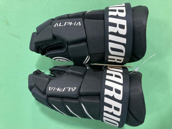 Black Used Junior Warrior Alpha QX5 Gloves 11"