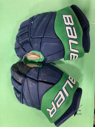 Junior Bauer Vapor Pro Team Seattle Snow Kings Gloves 12"
