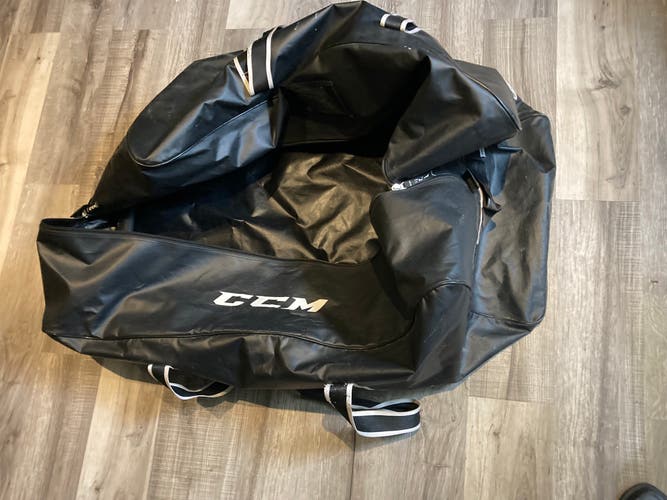 CCM Pro Senior Carry Hockey / Goalie Bag