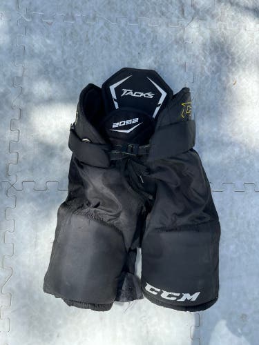 Used Youth CCM  Tacks 2052 Hockey Pants