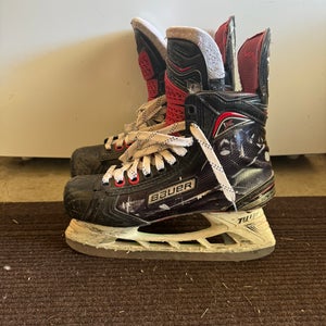 Used Senior Bauer Regular Width  8 Vapor 1X Hockey Skates