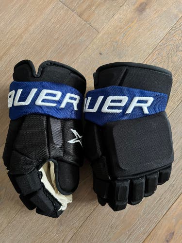 Toronto Maple Leafs Next Gen Bauer Gloves
