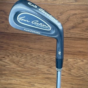 Cleveland Tour Action TA3 Gunmetal 3 Iron