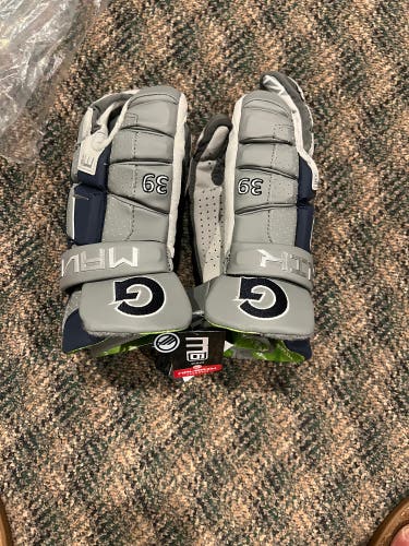 Brand New Georgetown Lacrosse Maverick M6 Gloves