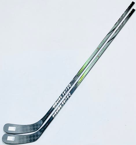 New 2 Pack Bauer Vapor Hyperlite 2 Hockey Stick-RH-77 Flex-P92-Grip