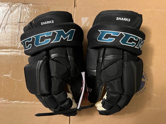 San Jose Sharks CCM HG12 Gloves 14”