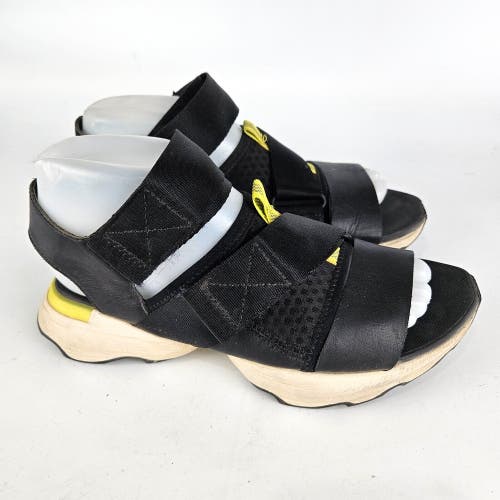 Sorel Kinetic Impact Sandals Women's Size 7.5 Black NL4074-010