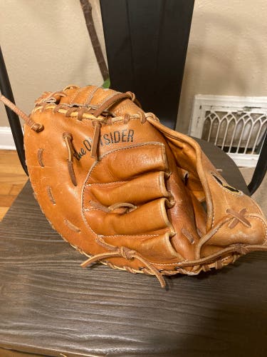 Relaced/reconditioned Wilson A2841 “The Outsider” 1st Base Mitt-12’ RHT