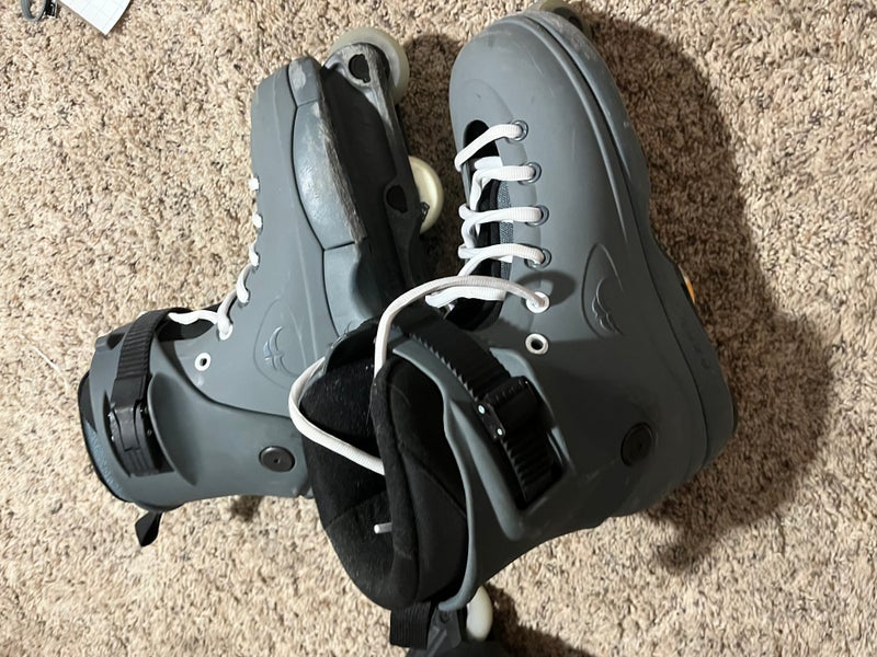 Aggressive Razor Sl | SidelineSwap | Buy and Sell on SidelineSwap