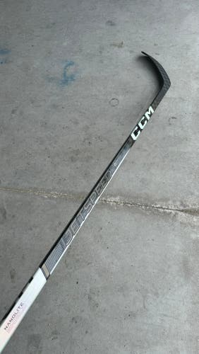 New Senior CCM Right Handed P28 75 FLEX Pro Stock Jetspeed FT6 Pro Hockey Stick