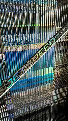 New Senior CCM Right Handed P29 95 FLEX Pro Stock Jetspeed FT6 Pro Hockey Stick