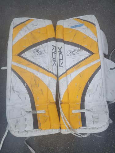 Used Reebok 7k 33" Senior Sm Goalie Leg Pads