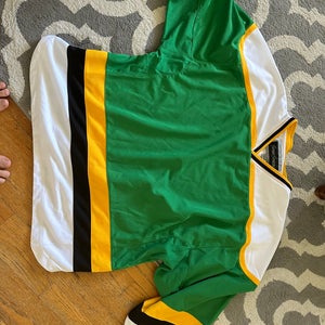 SportSphere XL Hockey Jersey