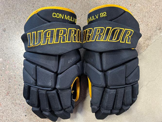 Black Used Senior Warrior Alpha Classic Pro Gloves 15"