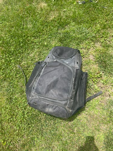 Easton Catchers bag.