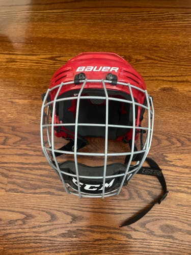 Used Small Bauer  2100 Helmet