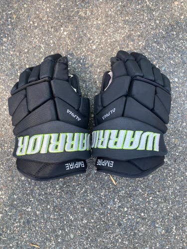 Black Used Junior Warrior Alpha Classic Pro Gloves 10"