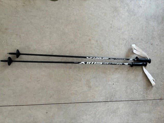 Used 42in (105cm) Swix Ski Poles