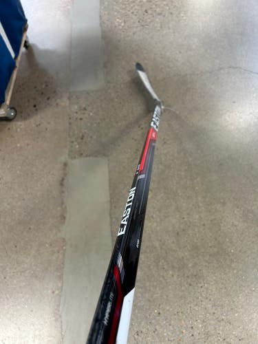 Used Senior Easton Syngery GX Hyperlite Hockey Stick Left Hand Pro Stock 75"