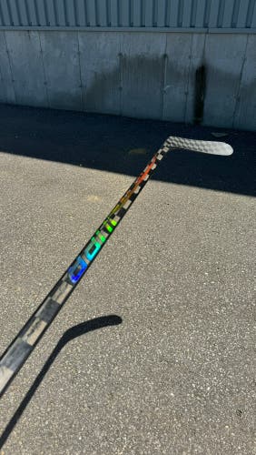 CUSTOM BLACK Used Senior Bauer Right Handed P92 77 Flex Pro Stock Nexus Sync Hockey Stick