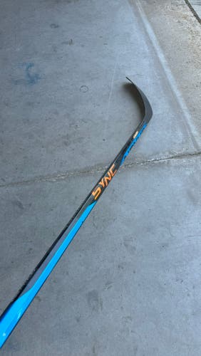 Used Senior Bauer Right Handed P92 77 Flex Pro Stock Nexus Sync Hockey Stick