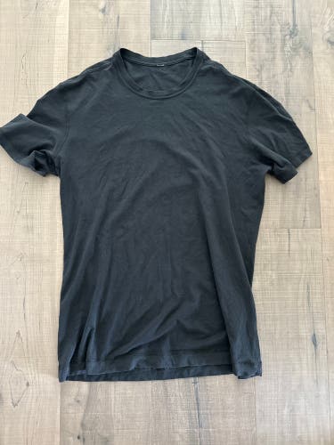 Men's Black Lululemon Shirt