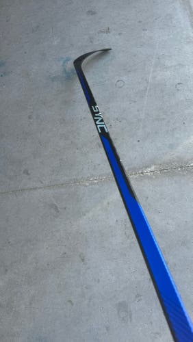 Used P92 82 Flex Sync Bauer Left Hand Pro Stock Nexus Hockey Stick Senior