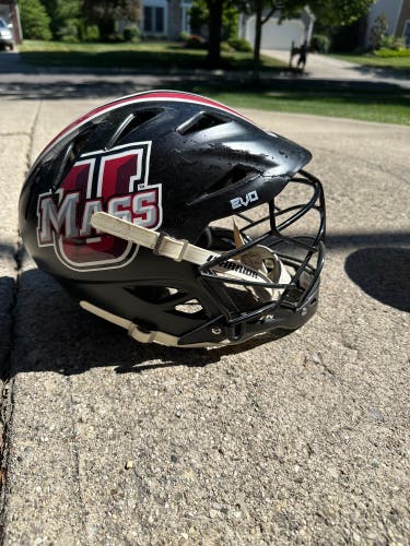 UMass Amherst Men’s Lacrosse Helmet