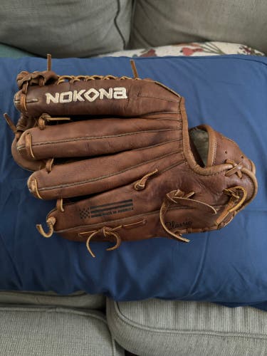 Nokona WB-1275 Classic