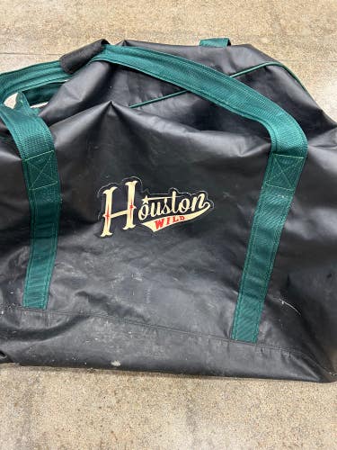 Used Houston Wild Senior Carry Bag