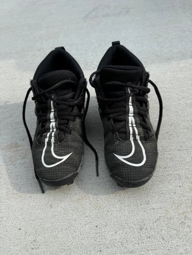 Nike Football Cleats 2Y
