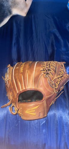 Easton Core Baseball Glove