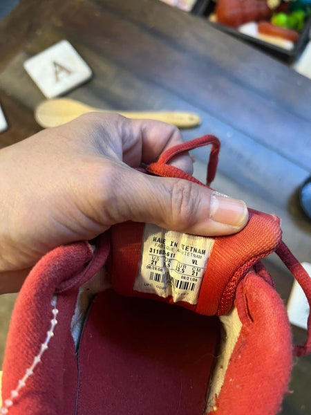 Used Kids Nike Expand Tech Cleats Size 2 A R2 S2 L2