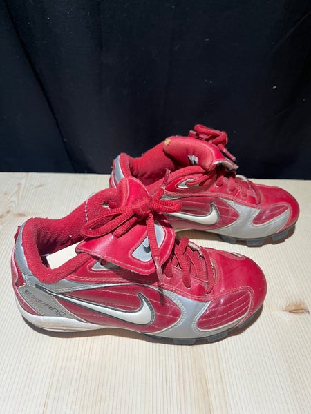 Used Kids Nike Expand Tech Cleats Size 2 A R2 S2 L2